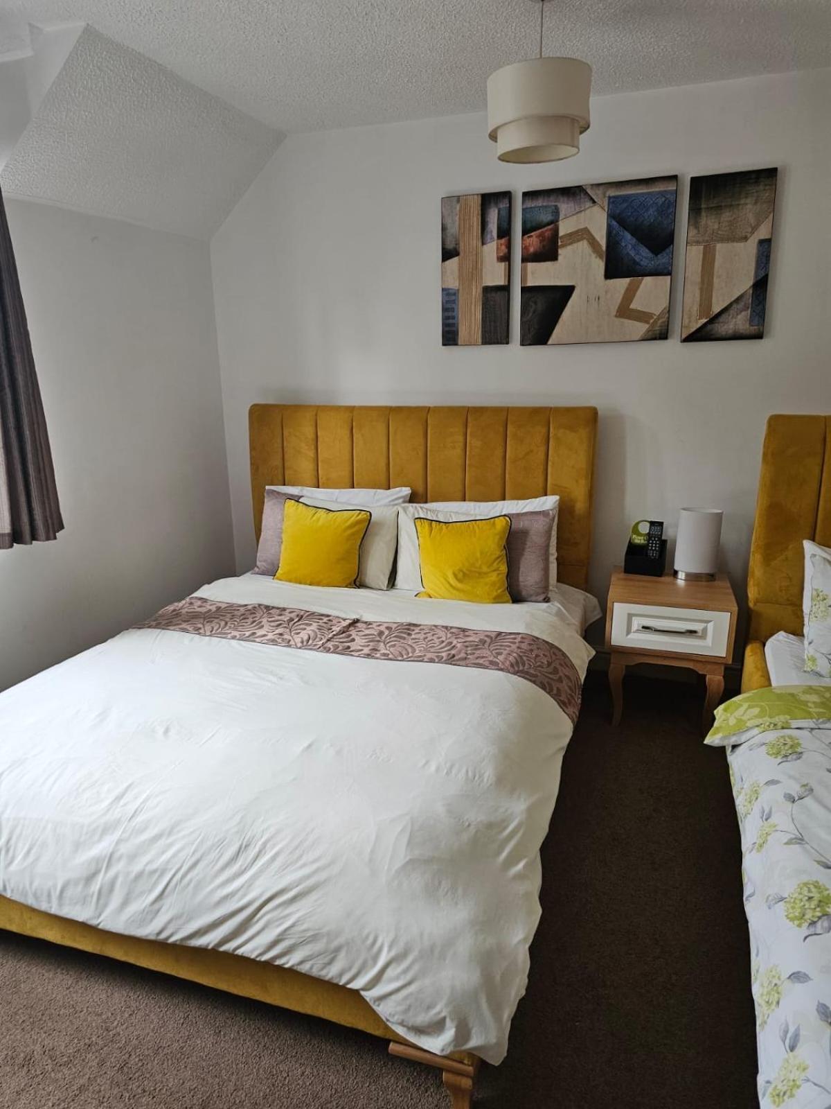 The Gungate 3*