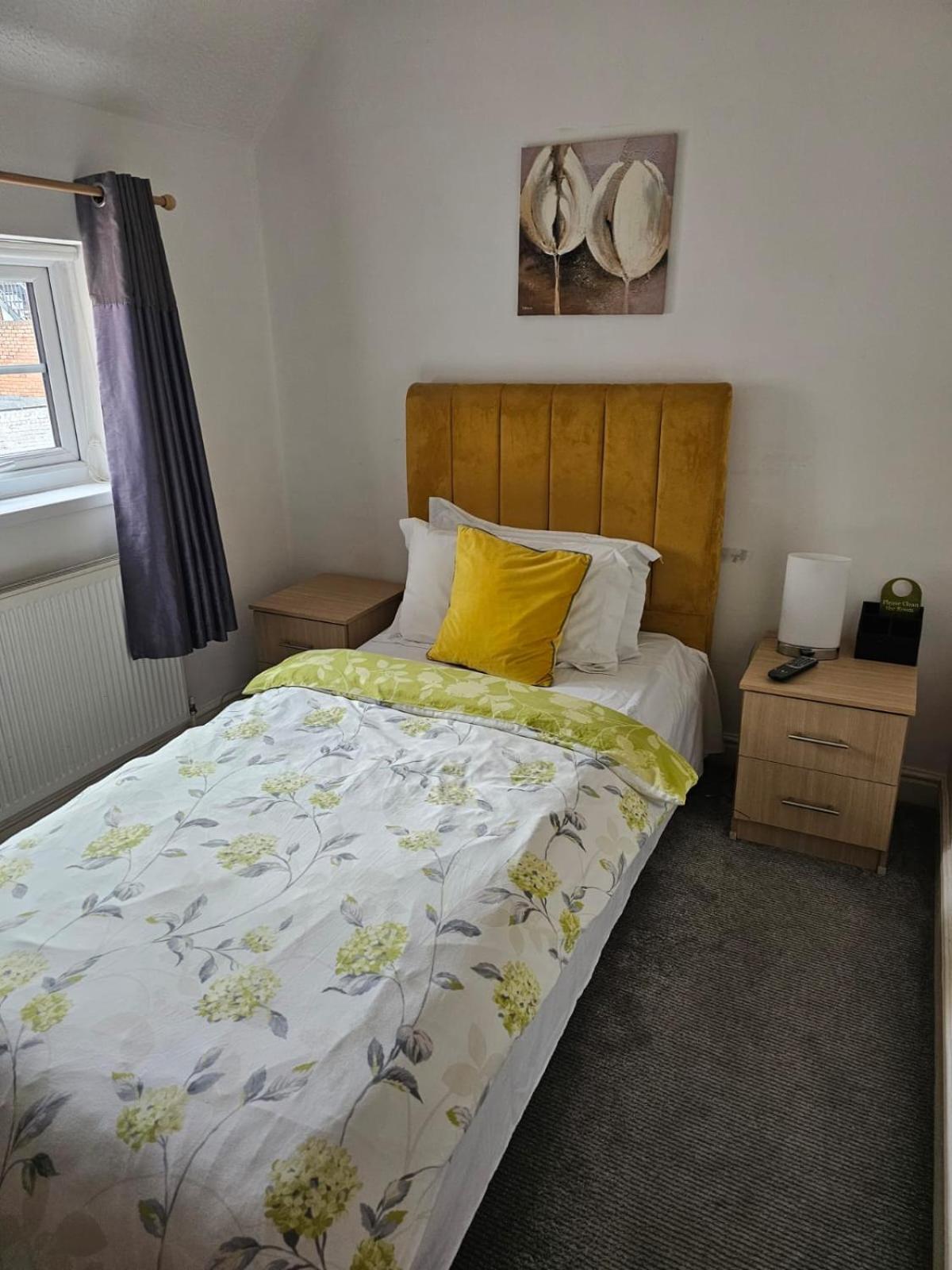 The Gungate 3*